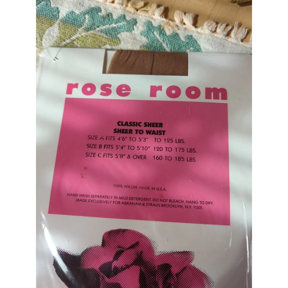 Vintage 80s Rose Room NOS Tights‎ Size A 4'6-5'3 / Up To 125 Lbs. Beige Color